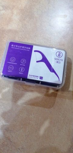 Click to view full screen Xiaomi Mijia dantų siūlai su patogiu laikikliu (50 vnt. dėžutė) photo review